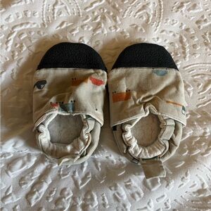 Cozy Kids Slippers with Black and Cream Pattern